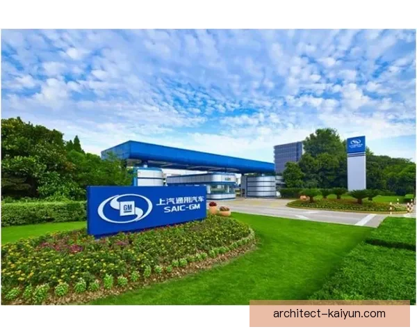 黄喜灿持续提升足球价值，表现稳健引发关注